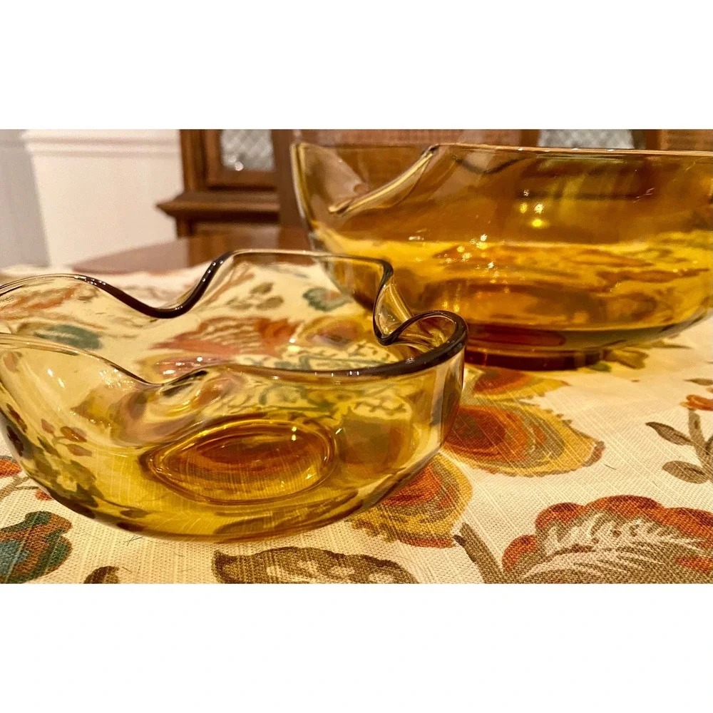 Vintage Amber Glass Chip and Dip Set – Anchor Hocking‎ Fairfield Scalloped Bowls